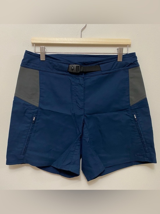 MEC Pants - MEC Vintage Technical Shorts 10